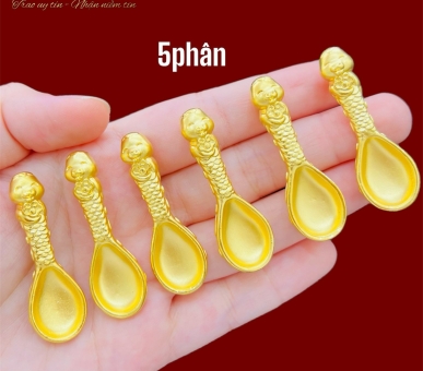 Bộ Muỗng – Đũa – Chén Vàng 980: Quà Tặng Ý Nghĩa Cho Bé Yêu